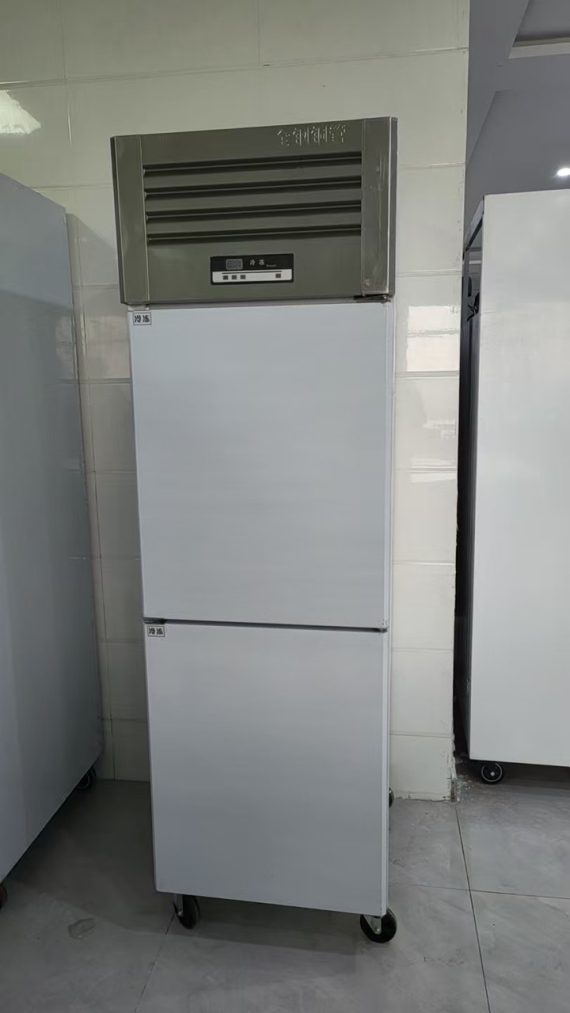 Холодильный шкаф 2 дверный. Стандарт FRX-C-2